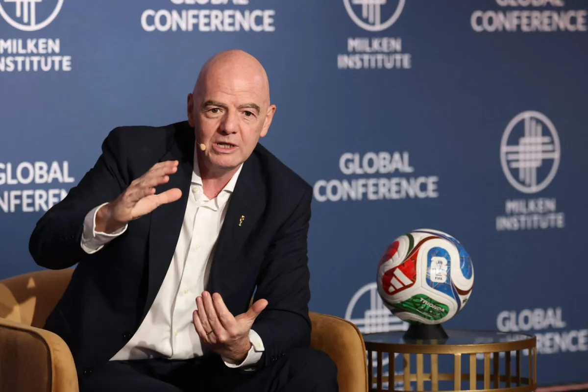 Infantino desata críticas por burlarse de boletos de hasta 2 millones de dólares para la Final del Mundial 2026