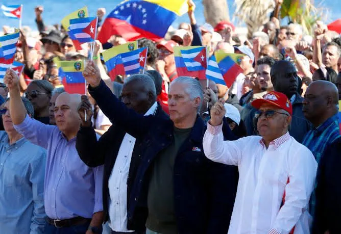 Reportes señalan posible intervención de EU en Cuba en medio de tensión tras captura de Maduro