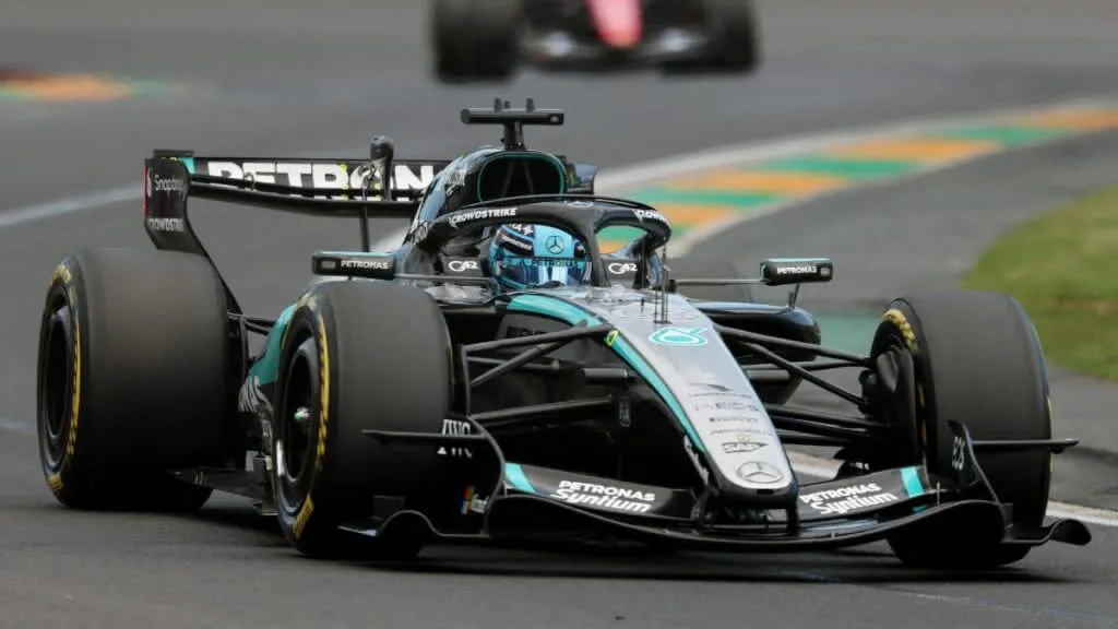 Checo Pérez resalta terminar el GP de Australia en su regreso a la Fórmula 1