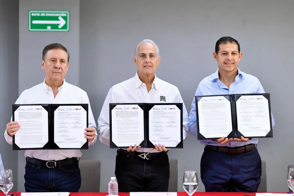 Torreón fortalece planeación urbana con convenio entre IMPLAN y UAdeC