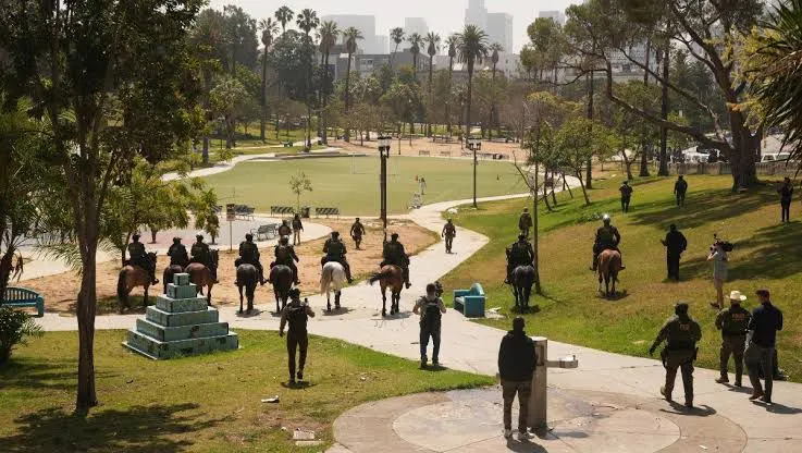 Tensión migratoria en Los Ángeles: despliegan a ICE y Guardia Nacional en vecindario latino