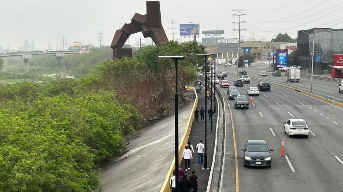 Habrá restricciones en Morones Prieto por construcción de puente peatonal