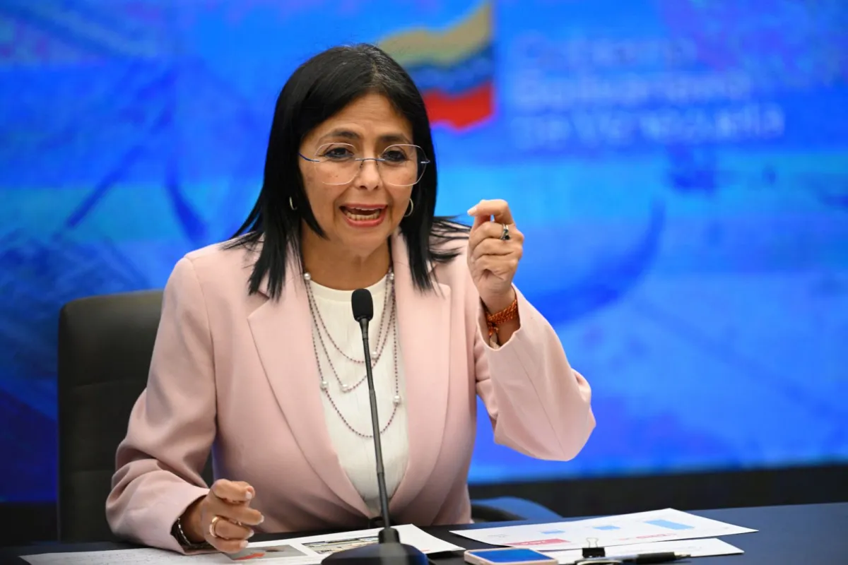 Fuerza Armada respalda a Delcy Rodríguez como presidenta encargada tras captura de Maduro