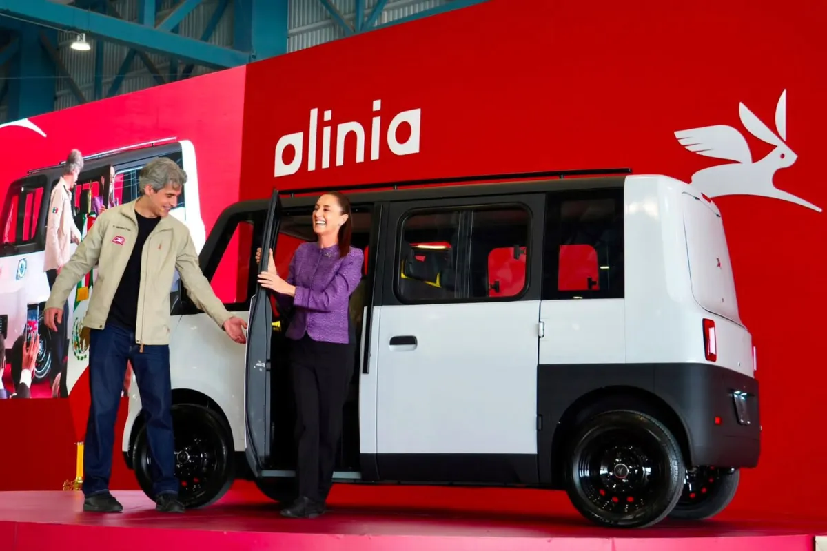 Sheinbaum presenta el primer auto eléctrico mexicano y proyecta producción para 2027