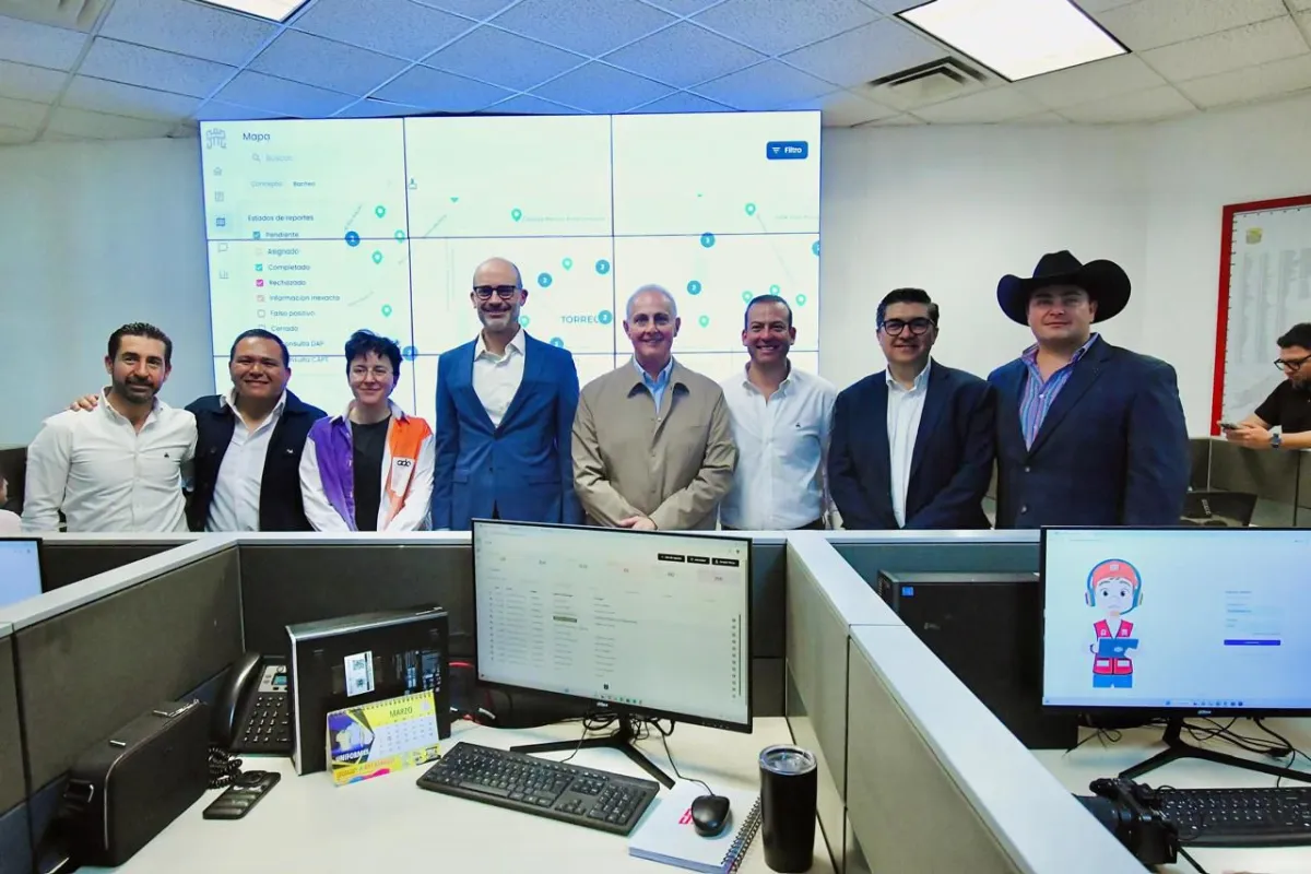 Román Cepeda presenta a Max, el nuevo chatbot de atención ciudadana en Torreón