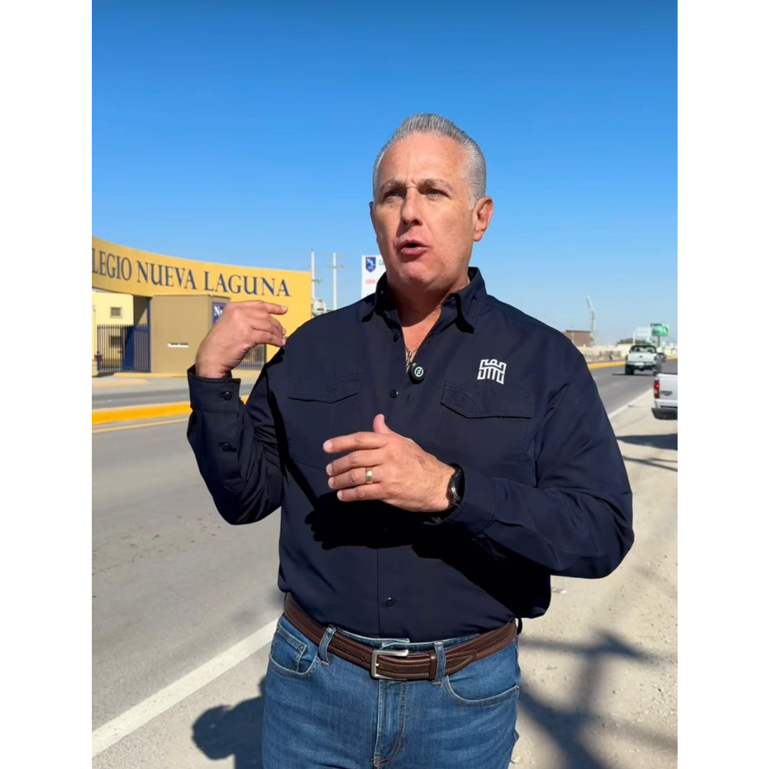 ROMÁN CEPEDA SUPERVISA PAVIMENTACIÓN DE 9,000 METROS EN TORREÓN CON INVERSIÓN DE 2.5 MILLONES DE PESOS