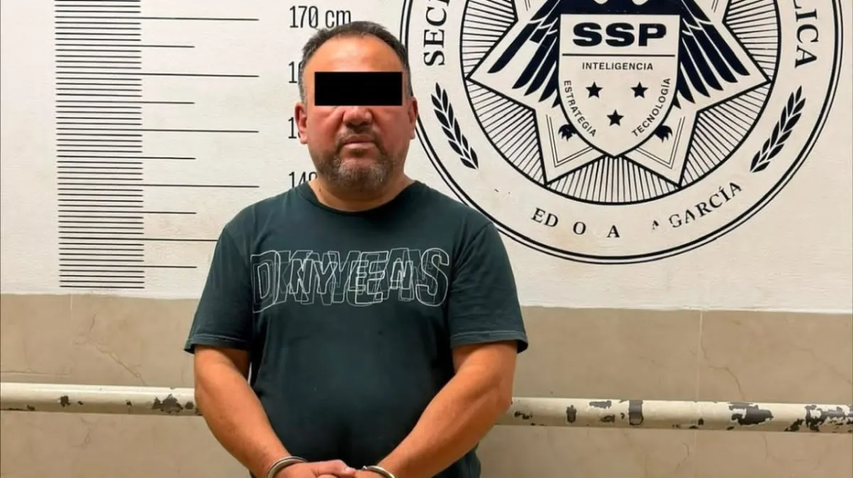 Detienen en San Pedro a taxista con 47 tarjetas bancarias