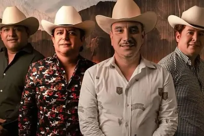 Juez autoriza que Los Alegres del Barranco sigan cantando narcocorridos