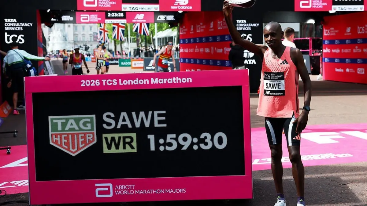 Sabastian Sawe rompe la barrera histórica de las dos horas con 1:59:30 en el Maratón de Londres 2026 y supera récord de Kelvin Kiptum