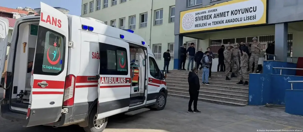 Tiroteo en secundaria de Turquía deja 16 heridos; atacante era exalumno y se suicida