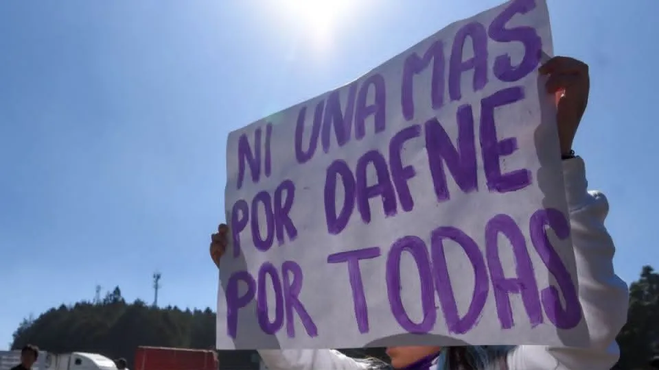 Madre de Dafne marcha en Monterrey para exigir justicia