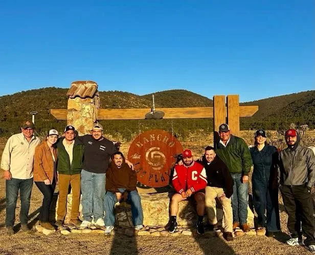 Grupo Frontera vuelve al norte y graba nuevo video en Arteaga, Coahuila