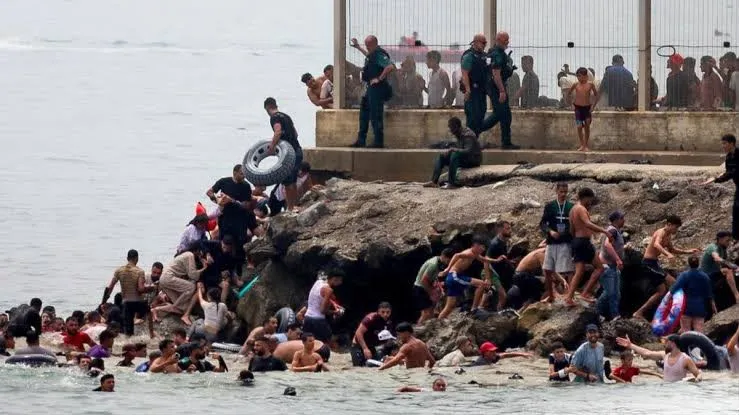 Crisis migratoria en Ceuta deja 18 fallecidos tras intentos de cruce desde Marruecos