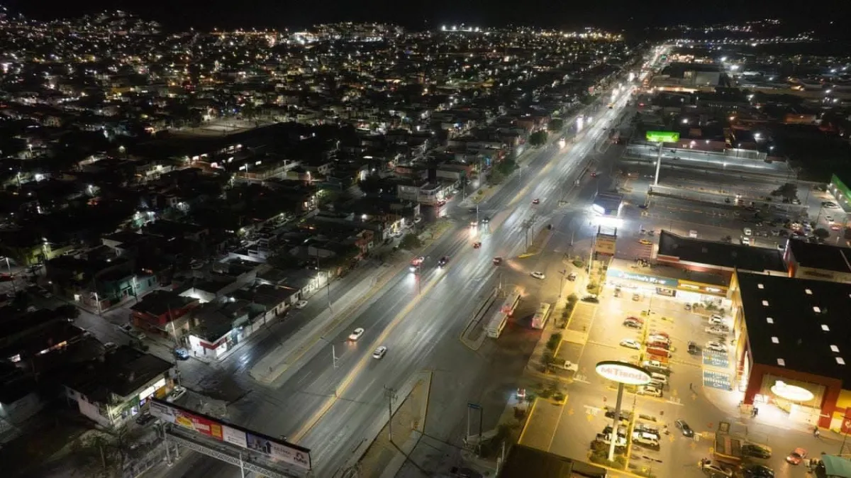 Modernización de luminarias en los accesos a Saltillo alcanza el 90% de avance
