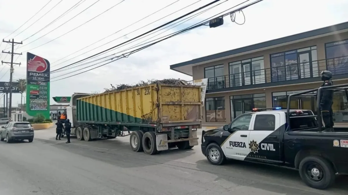 Cae hombre por tirar toneladas de desechos metálicos en predio de Escobedo