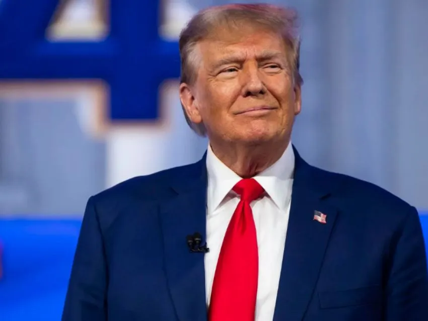 Trump asegura que su política arancelaria tiene como fin  “traer paz al mundo”
