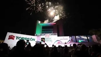 Torreón reúne a miles de familias para celebrar el Grito de Independencia