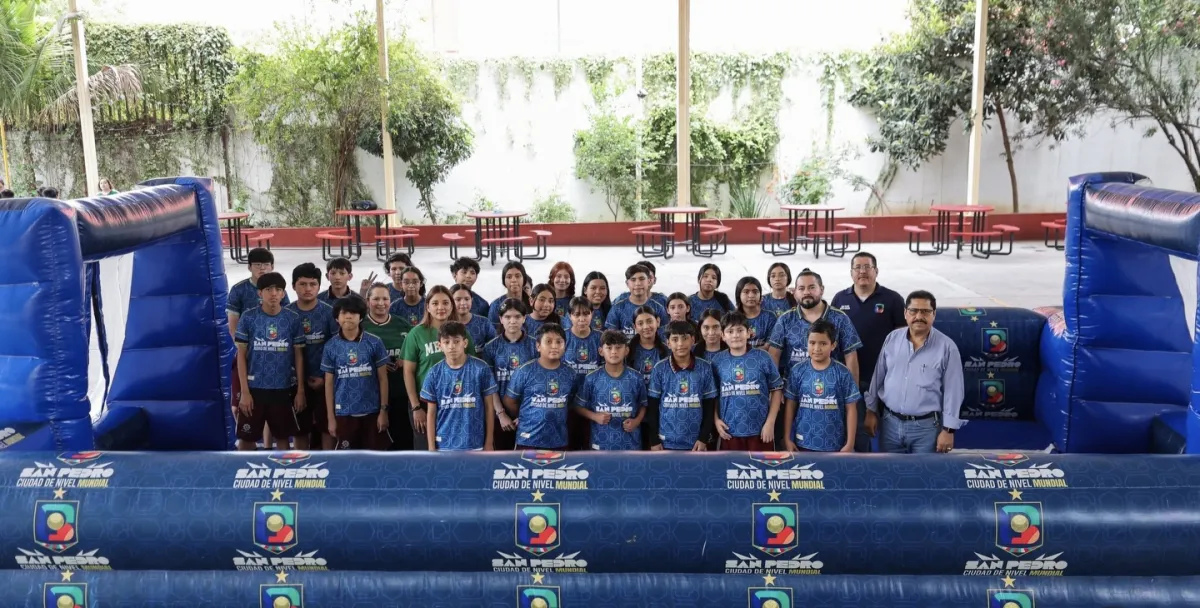 Llevan la pasión del Mundial 2026 a estudiantes con la Canchita Mundialista en San Pedro