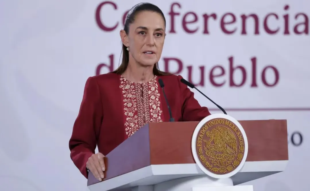 Sheinbaum responde a alza en gasolina premium y desata debate: “pueden cargar magna”