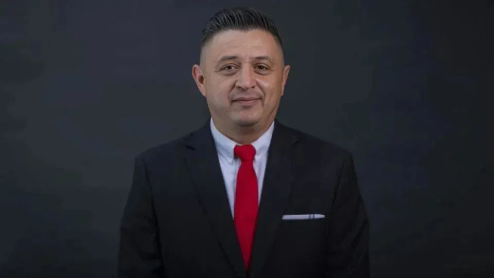 Regidor de Apodaca renuncia tras difundirse video de agresión contra su pareja