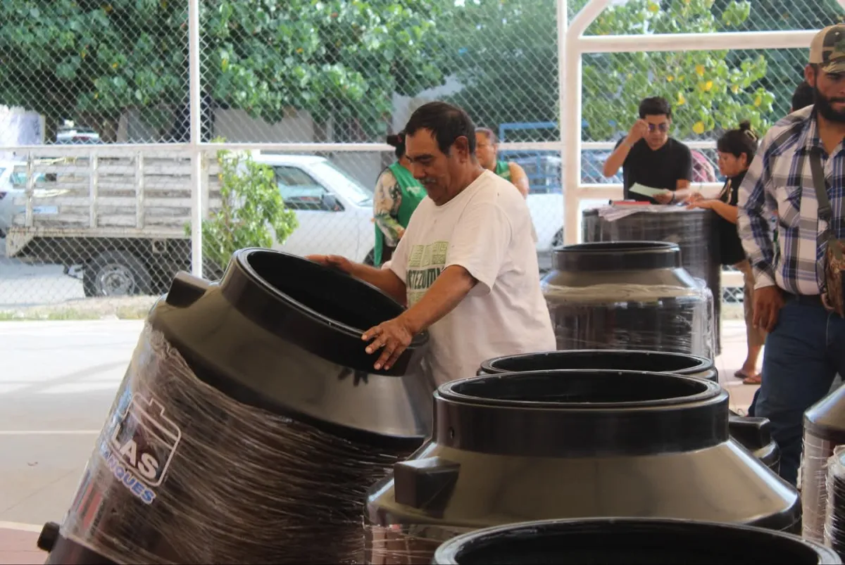 Torreón fortalece programas sociales para mejorar viviendas y apoyar a familias vulnerables