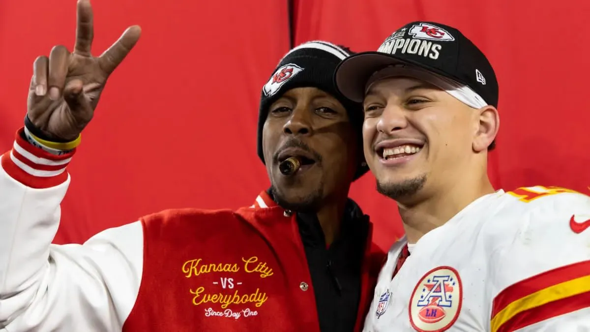 Detienen al padre de Patrick Mahomes por incumplir libertad condicional tras caso de ebriedad