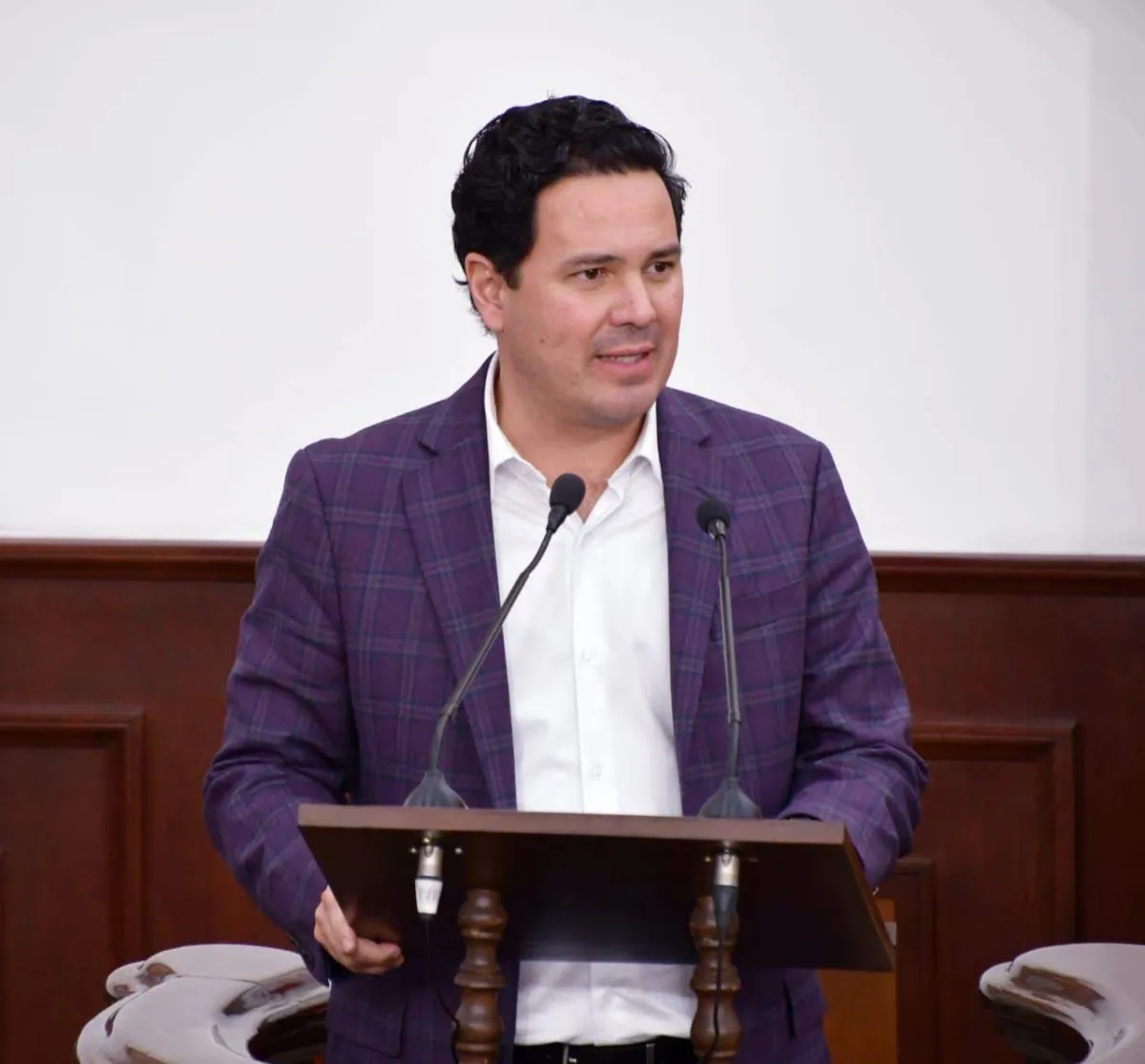 Pide Gerardo Aguado reforzar iluminación y vigilancia en parques y espacios públicos de Coahuila