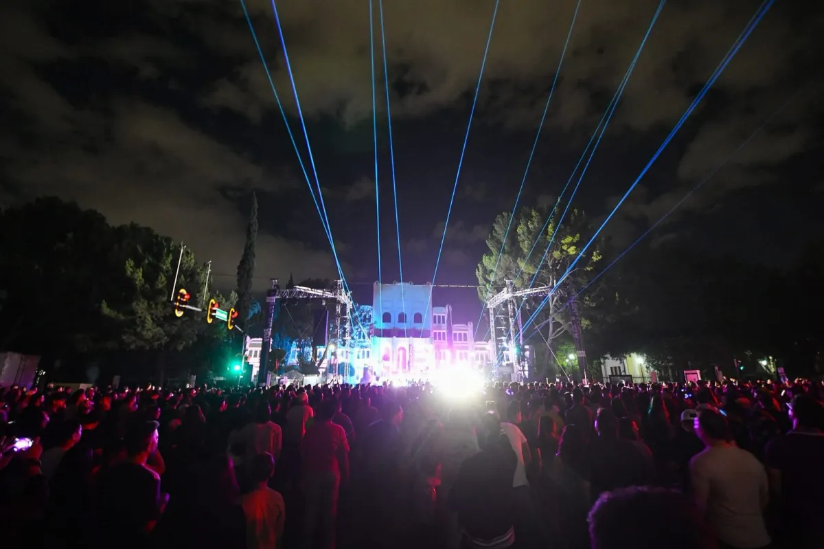 Saltillo Electrónico” reúne a miles con grandes exponentes de la música en el FINA 2025