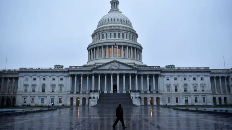 Senado de EE.UU. frena intento de anular los aranceles impuestos por Trump