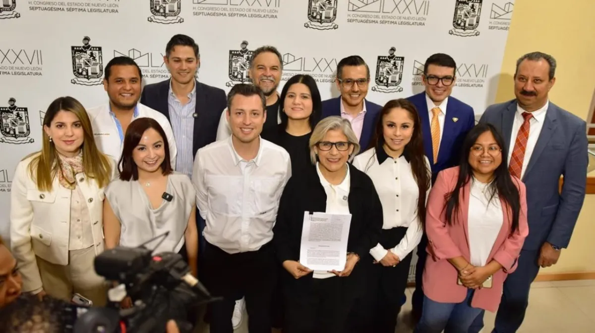 Impulsan iniciativa para blindar la labor periodística en Nuevo León