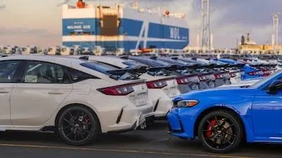 Japón presiona a EU para firmar arancel de 15% a autos