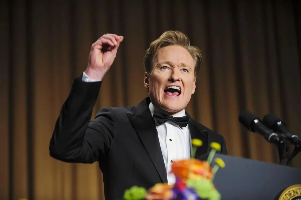 Conan O’Brien advierte: la suspensión de Jimmy Kimmel “debería preocupar a todos”