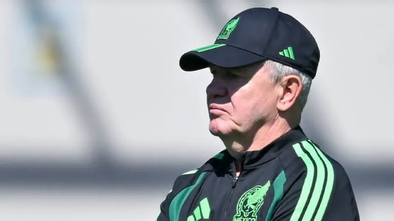 Aguirre celebra actuación del ‘Tri’ tras goleada ante Islandia en Querétaro