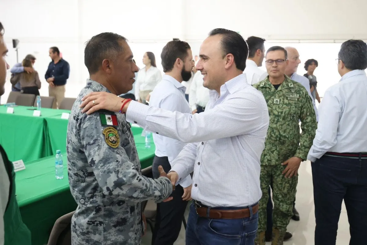 Manolo Jiménez anuncia más seguridad y obras sociales para Coahuila durante gira en Torreón