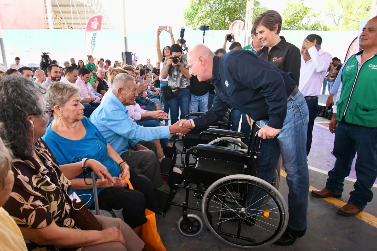 Llevan Brigadas de servicios a Colonias Valle verde, La Mina y Valle Revolución en Torreón