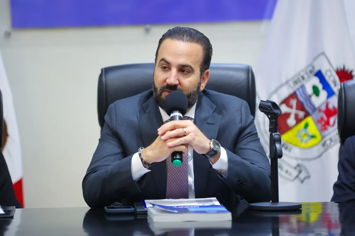 Mauricio Farah destaca seguridad y obras en segundo informe de San Pedro