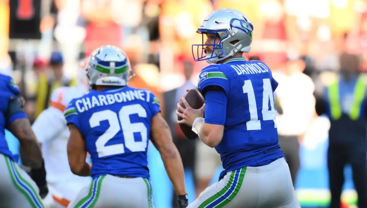Seattle Seahawks aplastan 38-14 a Washington Commanders con cuatro pases de anotación de Sam Darnold
