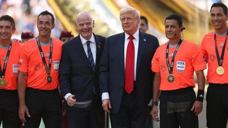 Trump nombra a Pelé como el mejor futbolista de todos los tiempos durante final del Mundial de Clubes