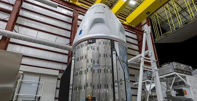 Musk amenaza con desmantelar la cápsula Dragon tras enfrentamiento con Trump