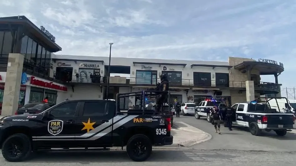 Le roban 500 mil pesos a mujer tras salir del banco en Viñedos en Torreón
