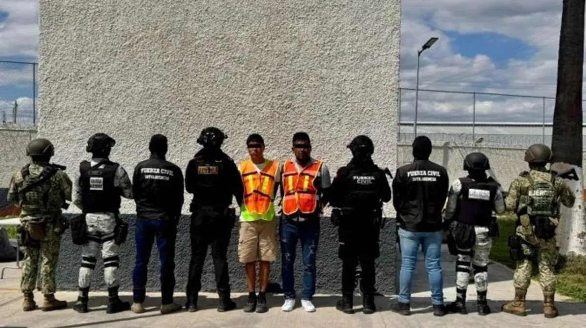 Detienen a dos hombres con más de medio millón de dólares en efectivo en Anáhuac