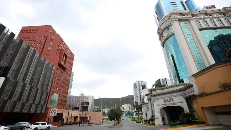 Hoteles de Monterrey incrementan tarifas por alta demanda rumbo al Mundial 2026