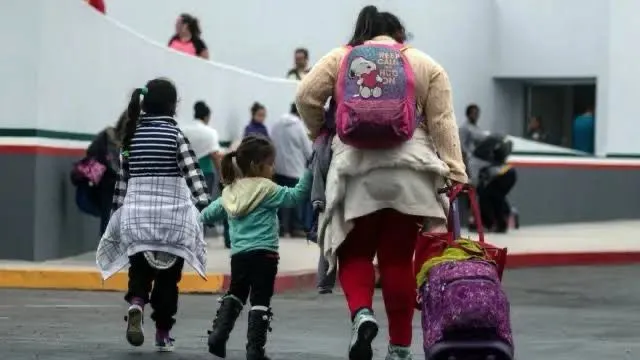 Trump envía cartas de deportación a niños migrantes en EE.UU.