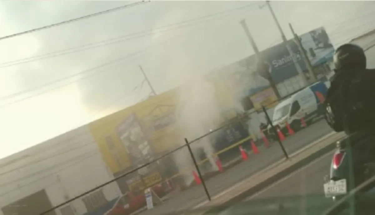 Fuga de gas obliga a desalojar casas y negocios en Monterrey