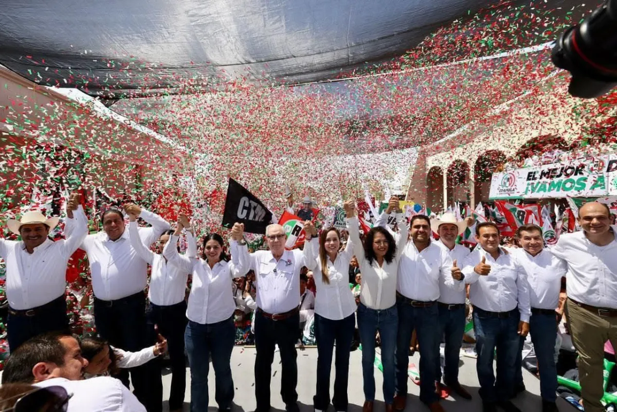 PRI toma protesta a candidatos en la región sureste y se declara listo para la contienda