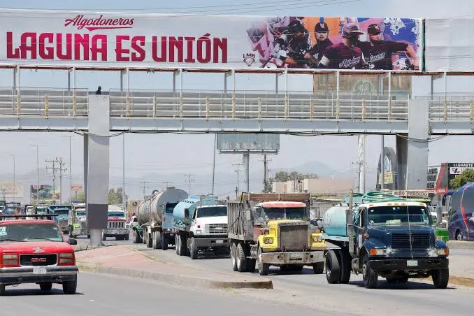 Torreón pone nuevas reglas a camiones pesados en el Periférico