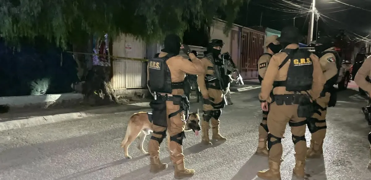 Catean dos viviendas por presunto narcomenudeo en Saltillo