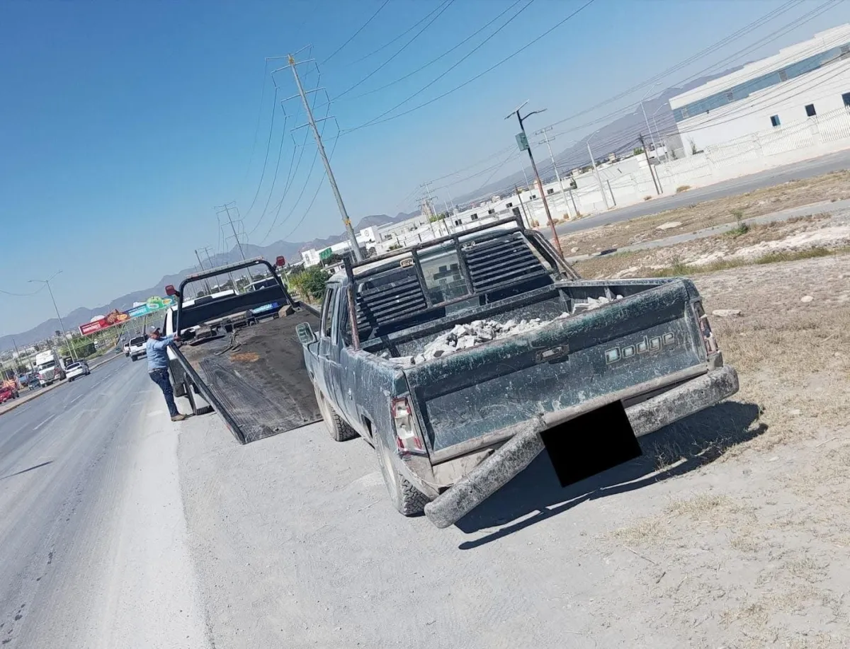 Refuerzan vigilancia contra tiraderos clandestinos en Saltillo; multas superan los 46 mil pesos