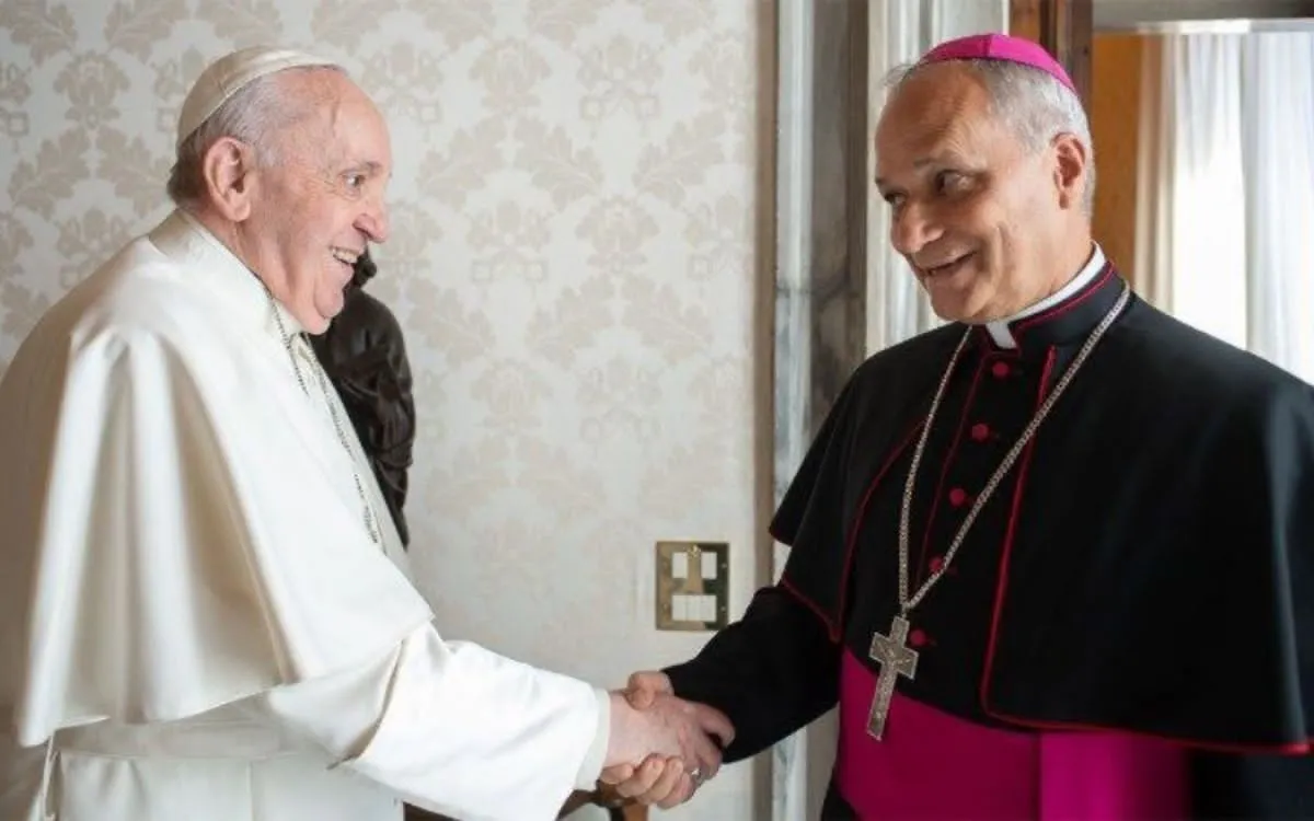 A un año de la muerte del papa Francisco, León XIV destaca su legado con los más pobres