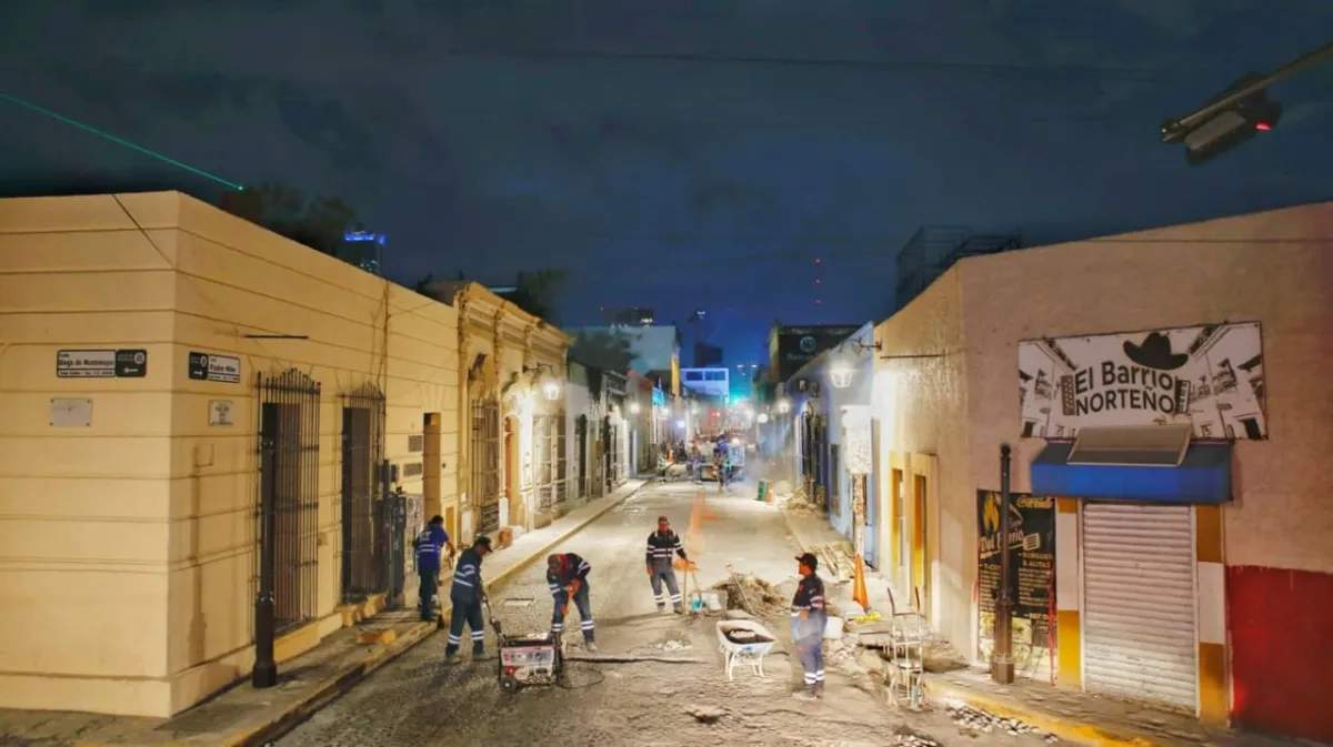 Monterrey renueva calles del Barrio Antiguo para preservar su imagen histórica y turística